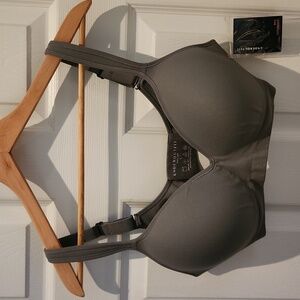 Underoutfit Perfect Neckline Bra